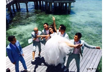 陈思成佟丽娅婚纱照