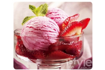 <b>草莓冰激凌图片</b>