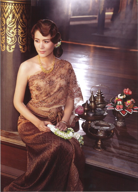 泰国传统服饰叫什么
