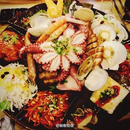 韩国经典美食菜包肉